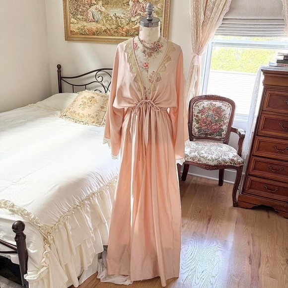 Neiman Marcus Other - 70s Satin Lounge Robe Glamorous 70s Zandra Rhodes for Neiman Marcus